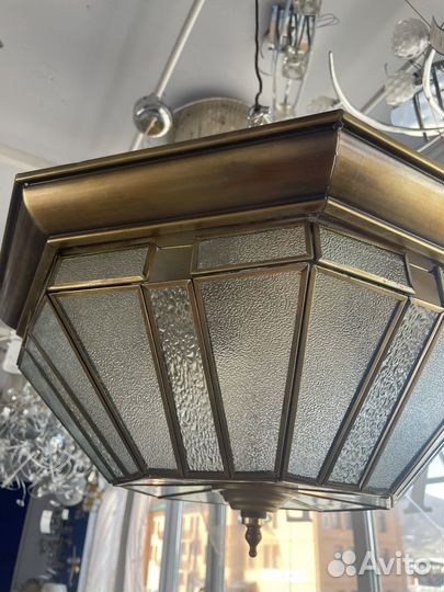 Светильник потолочны