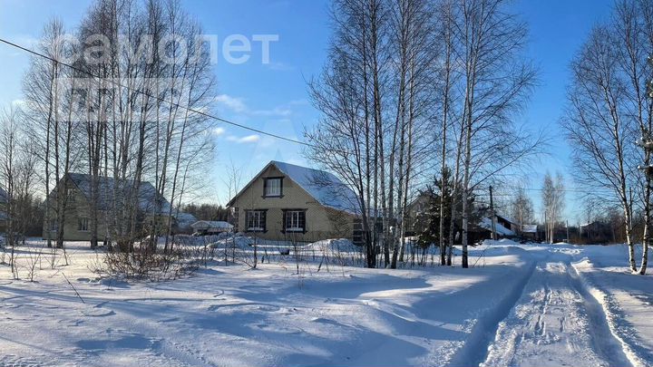 Дом 140 м² на участке 12 сот.