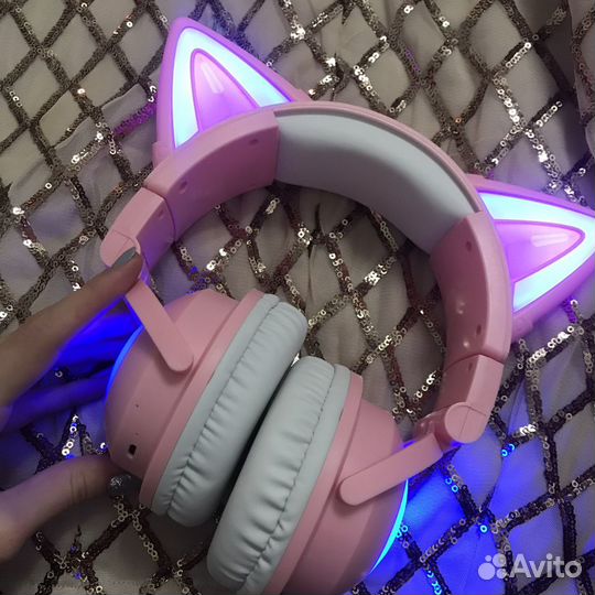 Наушники с подсветкой