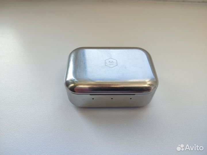 Беспроводные наушники master & dynamic