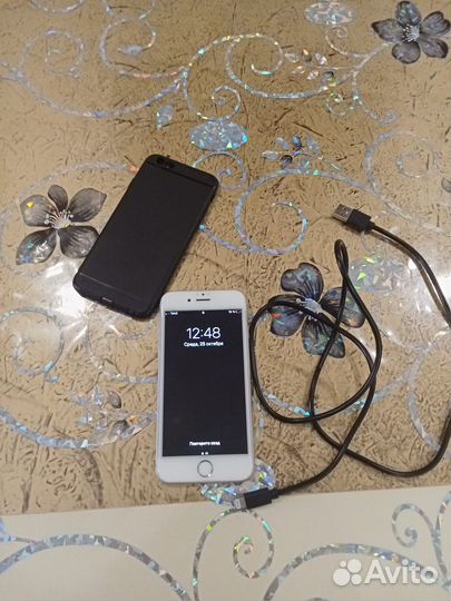 iPhone 6S, 64 ГБ