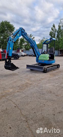 Мини-экскаватор YANMAR B3-5, 2012