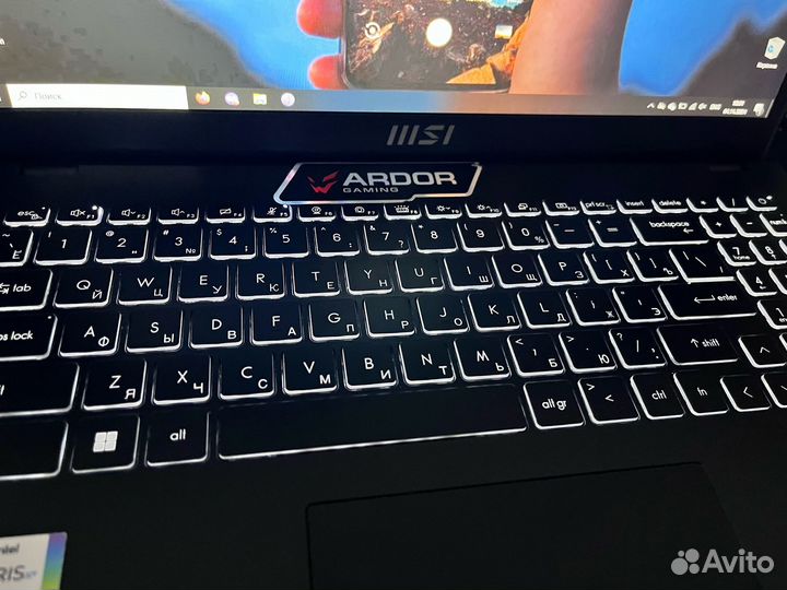 Ноутбук MSI i5 12 (пр103)