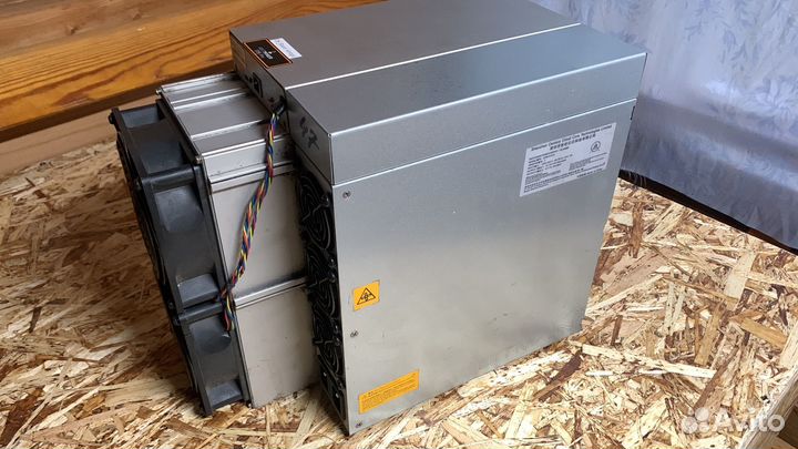 Asic Antminer s 19/126 чипов 115th