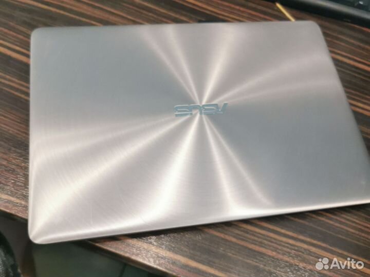 Ноутбук asus Zenbook