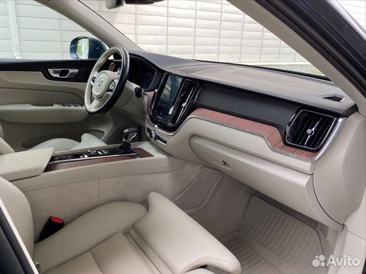 Volvo XC60 2.0 AT, 2018, 56 426 км