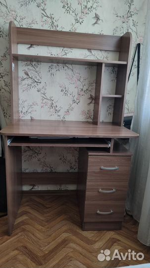 Компьютерный столик