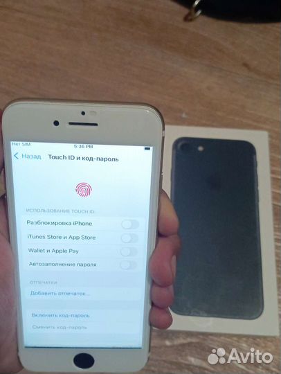 Телефон iPhone 7