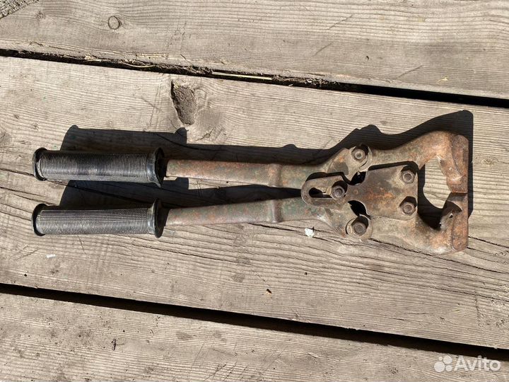 Щипцы ножницы для обработки копыт животным