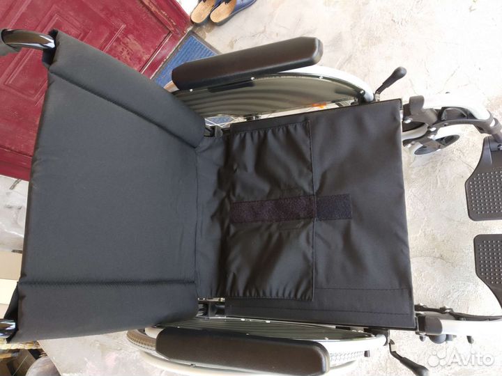 Коляска инвалидная