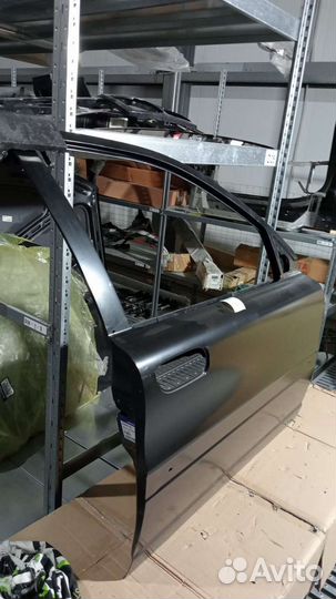 Дверь боковая Volvo S80