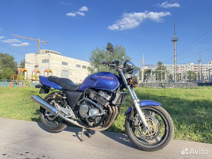 Мотоцикл Honda cb400sf