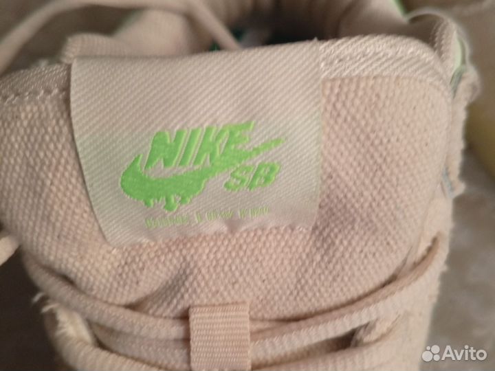 Кроссовки унисекс Nike