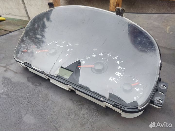 Панель приборов Hyundai Elantra XD