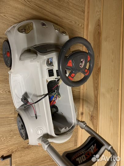 Детская машинка