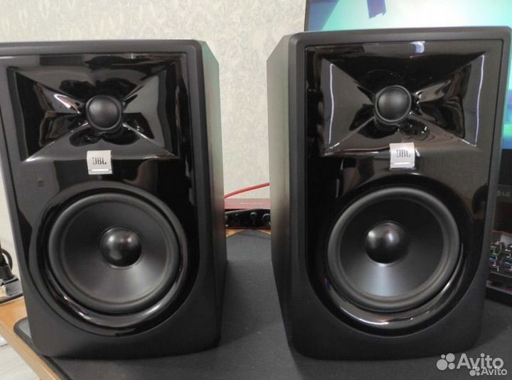 Студийные мониторы jbl 305 mk2