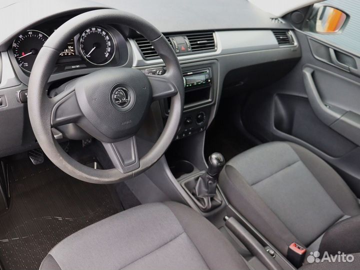 Skoda Rapid 1.6 МТ, 2015, 118 117 км