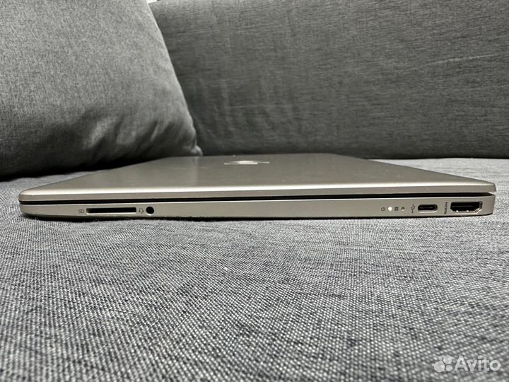 Ноутбук HP 15.6 Core i3 11/8/256Gb