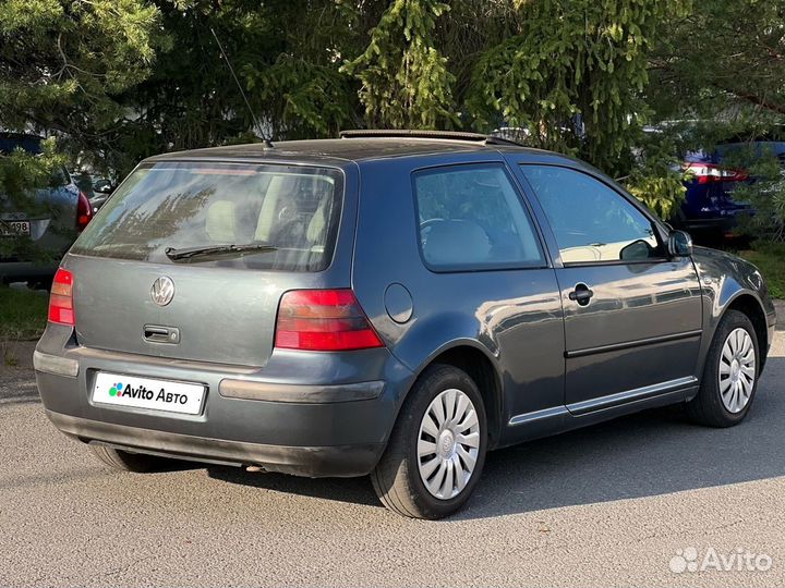 Volkswagen Golf 1.6 МТ, 2001, 224 000 км