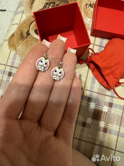 Серьги серебряные с фианитами