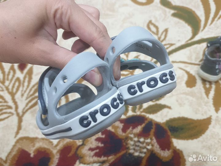Сандали crocs c7
