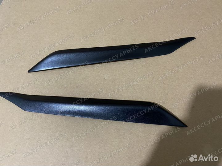 Реснички на фары Toyota Mark X 120 2004-2009г