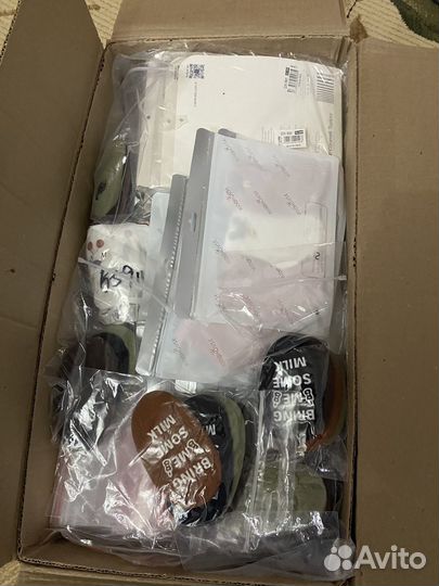 Коробка с одеждой