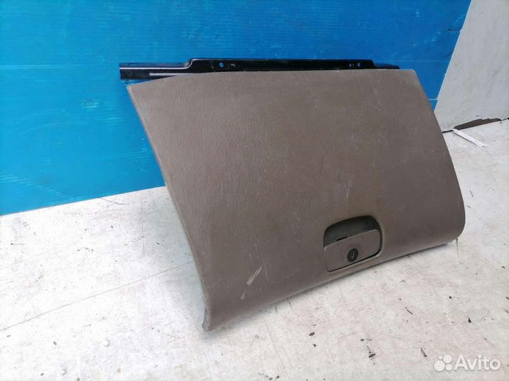 Бардачок Hyundai Sonata 5