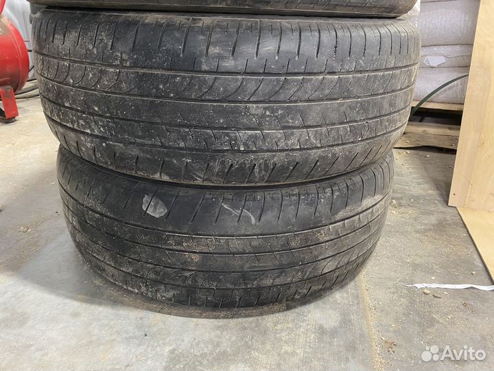 Bridgestone Dueler H/L 235/55 R20