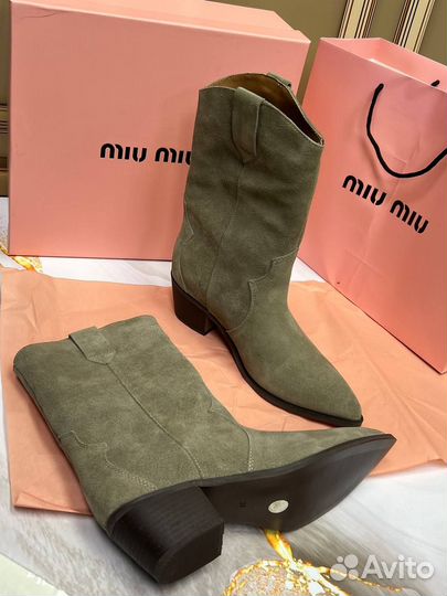 Казаки Полусапоги женские Miu Miu Размер 36-40