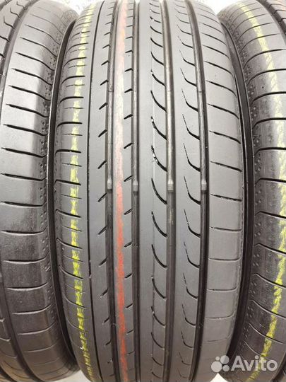 Yokohama BluEarth RV-02 205/60 R16 92H