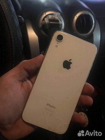iPhone Xr, 64 ГБ