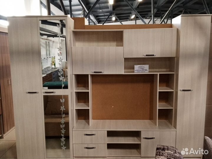 Стенка в гостиную со шкафом новая