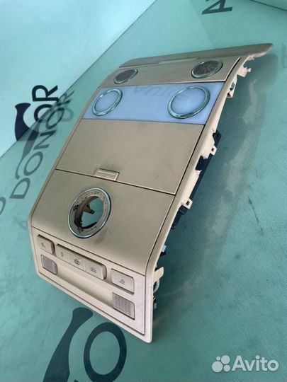 Плафон освещения салона Volkswagen Touareg 7L