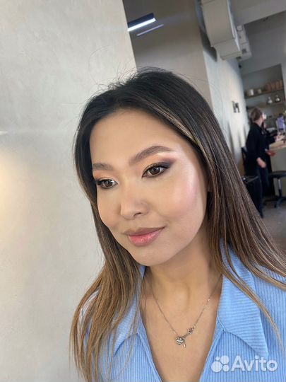 Визажист-Бровист