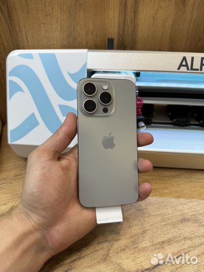 iPhone 15 Pro, 128 ГБ