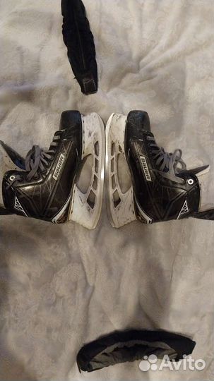 Хоккейные коньки bauer s180