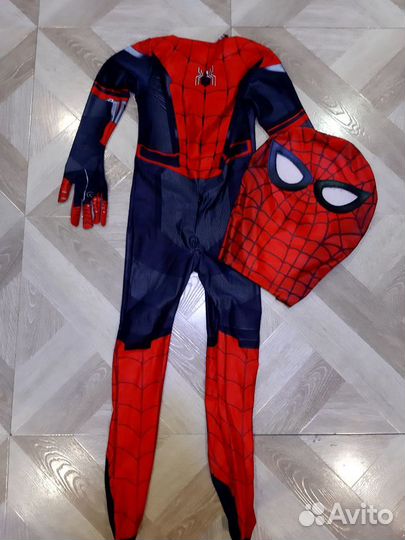 Человек-паук костюм