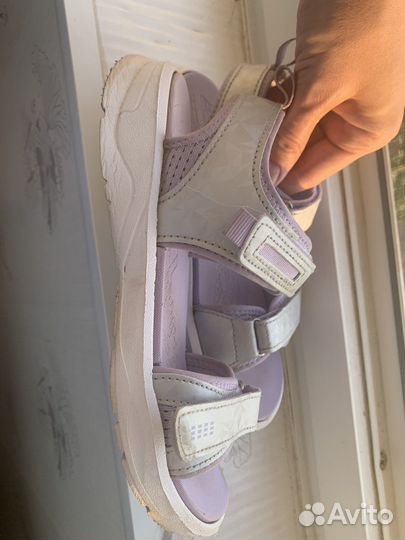 Сандалии для девочки