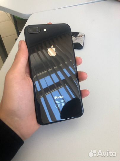 iPhone 8 Plus, 128 ГБ