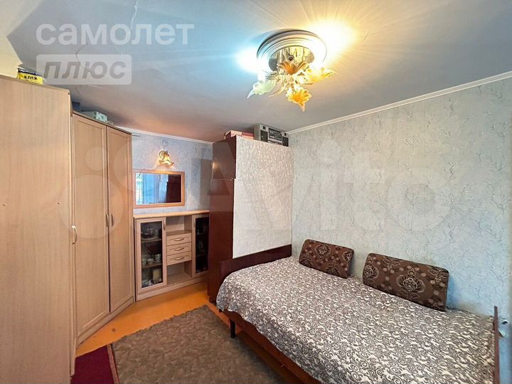 3-к. квартира, 40,7 м², 1/4 эт.