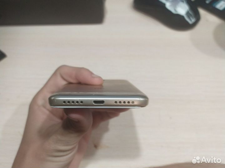 Xiaomi Redmi 4X, 2/16 ГБ