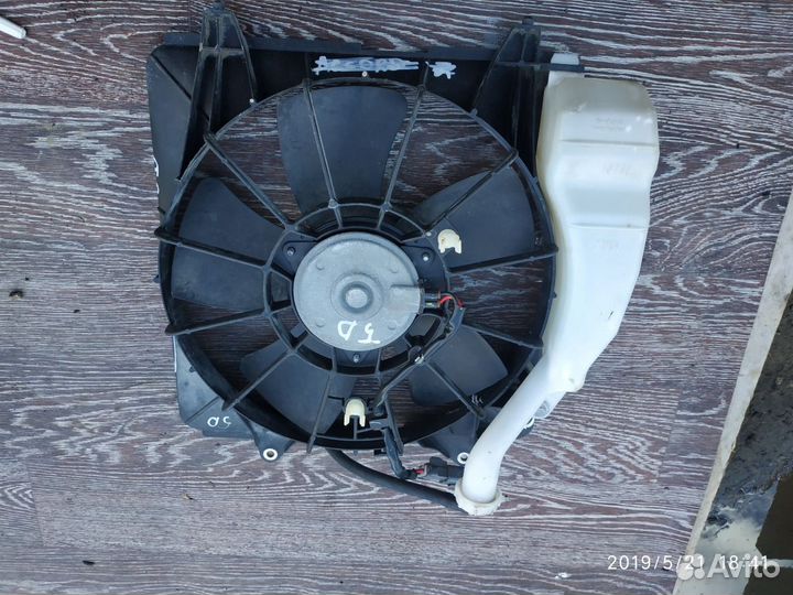 Вентилятор радиатора для Honda Civic 5D 2012-2016