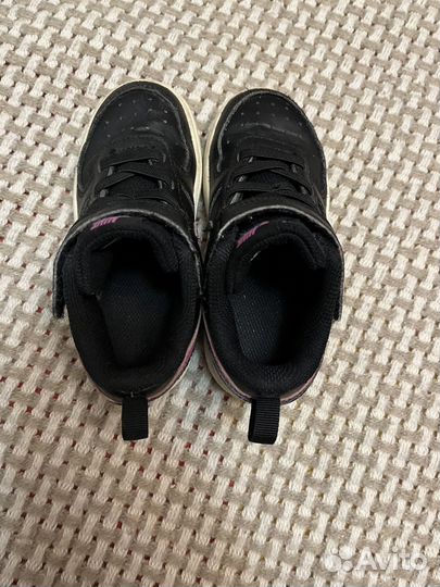 Кроссовки р25