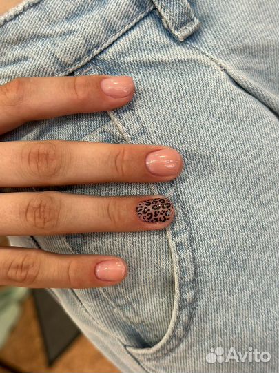 Маникюр с покрытием, наращивание ногтей