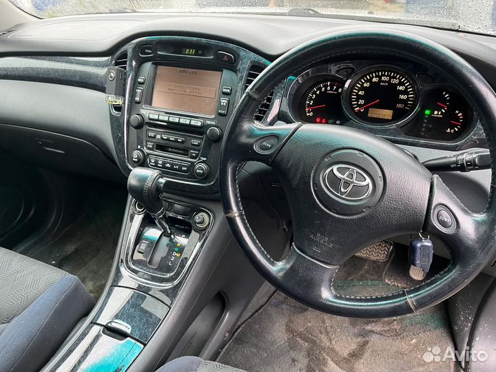 По частям toyota Kluger