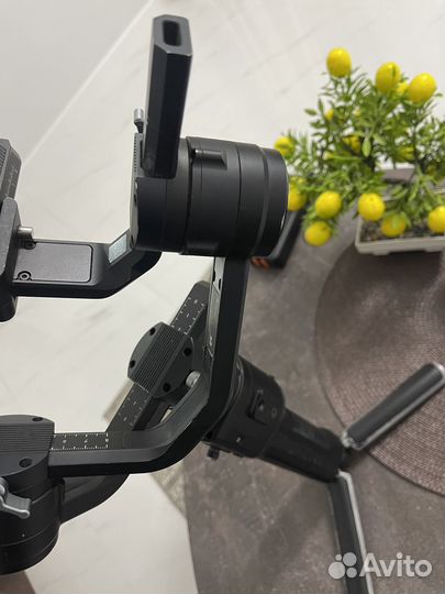 Стабилизатор DJI Ronin S