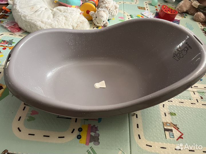 Ванночка для купания с горкой