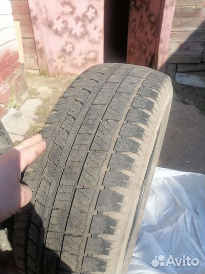 Amtel Cruise 4x4 215/65 R16