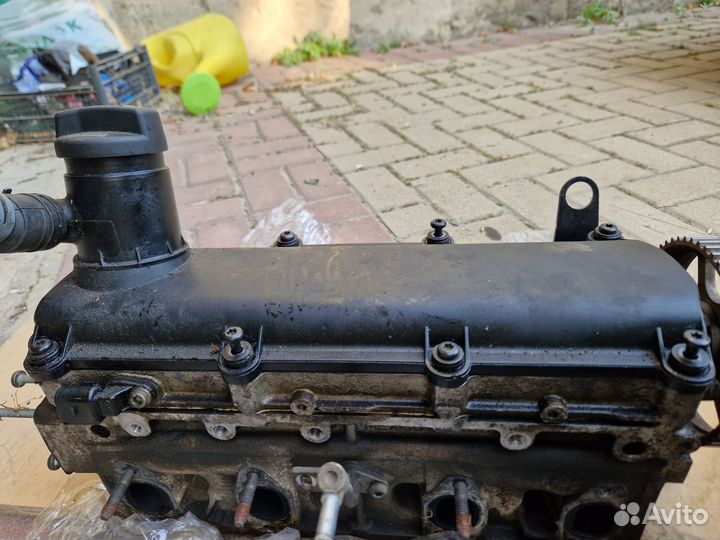 Клапанная крышка 1.6 bse